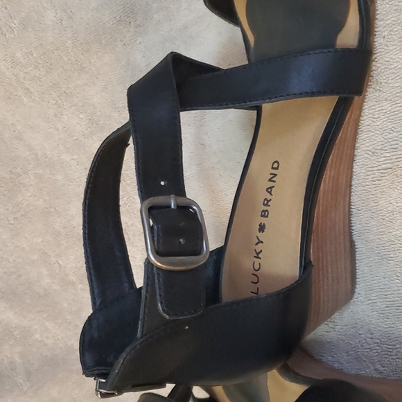 Lucky Brand sz 7.5 - Picture 6 of 9